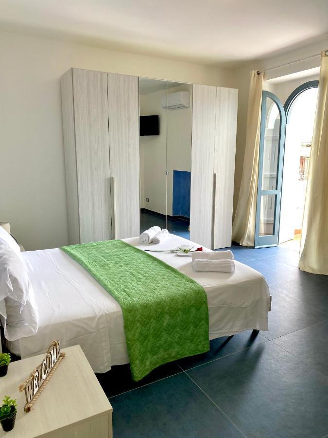 Sperlonga Paradise Suites 500M Dal Mare In Estate Servizio Navetta Per Sperlonga Centro Eksteriør bilde