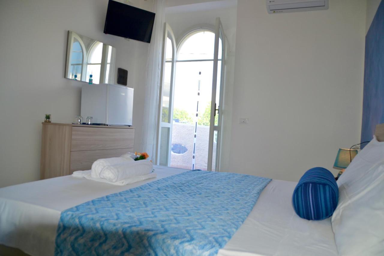 Sperlonga Paradise Suites 500M Dal Mare In Estate Servizio Navetta Per Sperlonga Centro Eksteriør bilde