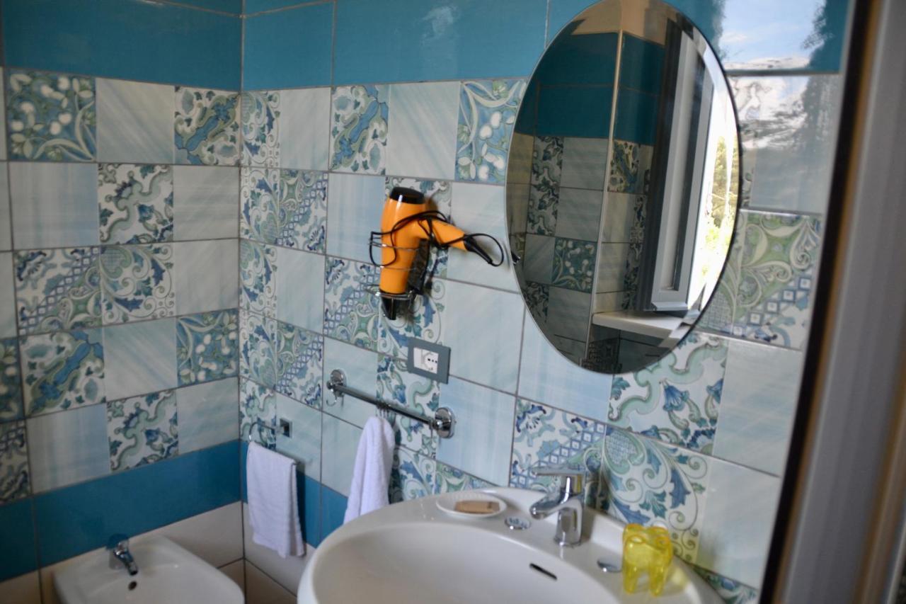 Sperlonga Paradise Suites 500M Dal Mare In Estate Servizio Navetta Per Sperlonga Centro Eksteriør bilde
